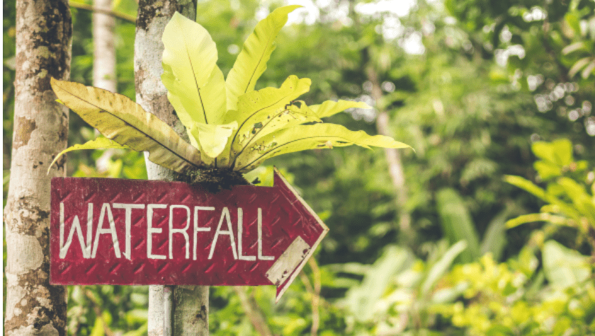 Ugani, koliko informativnih tabel je na učni poti Rovnik–slap Šum?